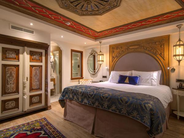 KAMARES Historic Boutique Hotel & Spa : photo 2 de la chambre chambre deluxe double ou lits jumeaux