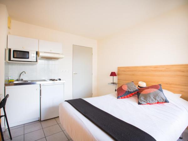 City Résidence Avignon : photo 2 de la chambre studio