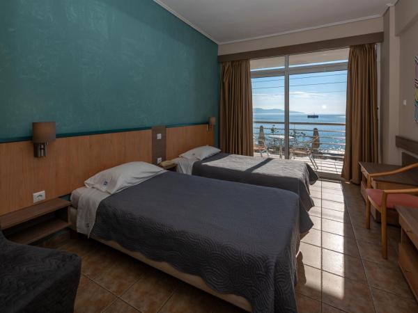 Hotel Ostria : photo 1 de la chambre chambre double deluxe - vue sur mer