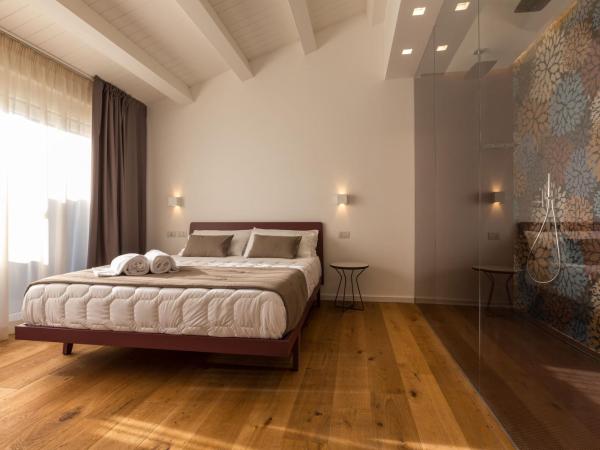 Plebis - B&B in Sicilia nel centro storico di Catania : photo 6 de la chambre suite junior avec terrasse