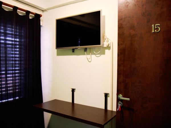 Link Cordoba Hostel : photo 2 de la chambre chambre simple standard avec salle de bains commune