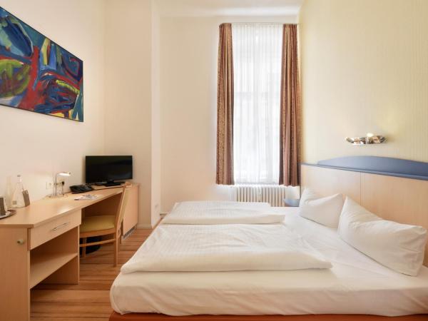 Hotel Tiergarten Berlin : photo 7 de la chambre chambre double