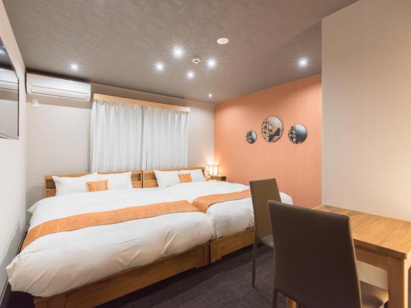 Stay SAKURA Kyoto Higashiyama Shirakawa : photo 1 de la chambre chambre double standard avec 2 lits doubles