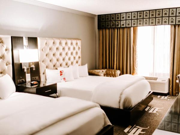 Wyndham Garden Dallas North : photo 5 de la chambre chambre lit queen-size premium