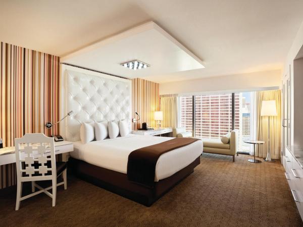 Flamingo Las Vegas Hotel & Casino : photo 1 de la chambre hébergement lit king-size deluxe go - non-fumeurs