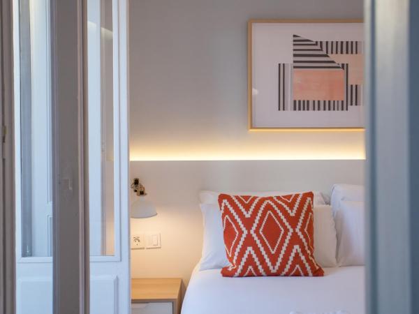 Gran Central Suites : photo 4 de la chambre appartement avec balcon