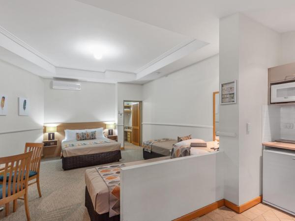 Airport International Motel Brisbane : photo 2 de la chambre chambre quadruple classique