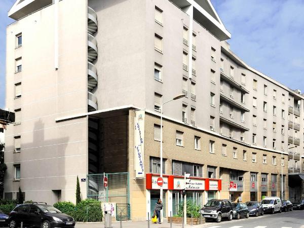 Séjours & Affaires Lyon Saxe-Gambetta : photo 3 de la chambre studio