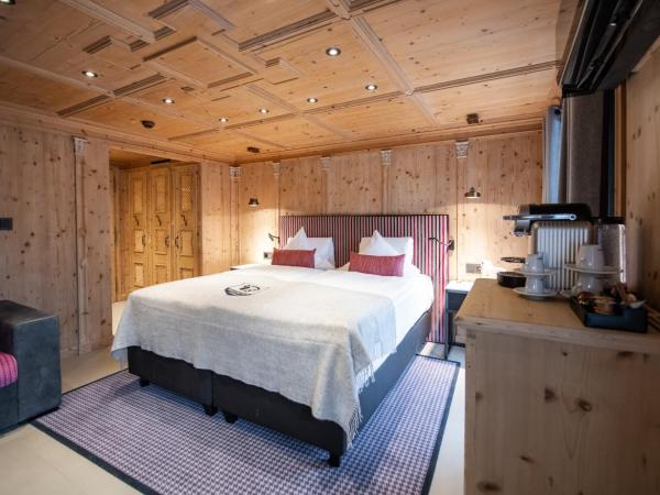 Tradition Julen Hotel : photo 6 de la chambre chambre double de style chalet