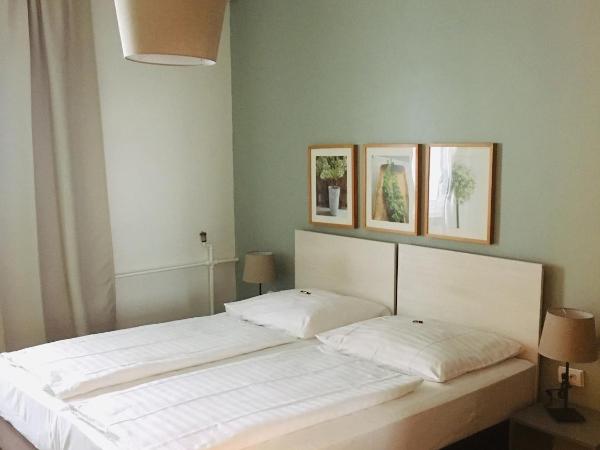 MAX Hotel Düsseldorf Self-Check-in : photo 8 de la chambre chambre double