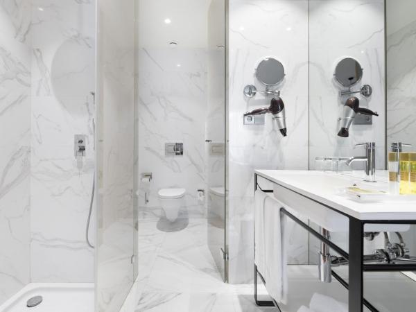 Eurostars Porto Centro : photo 1 de la chambre chambre double ou lits jumeaux