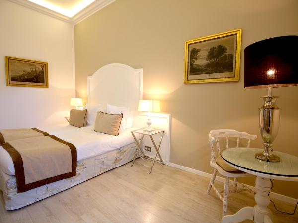 Hotel Royal Bon Repos : photo 9 de la chambre chambre double supérieure - terrasse avec vue sur mer