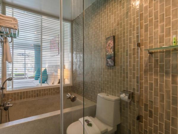 The Briza Beach Resort, Khao Lak SHA Extra Plus : photo 4 de la chambre chambre double ou lits jumeaux de luxe avec accès piscine