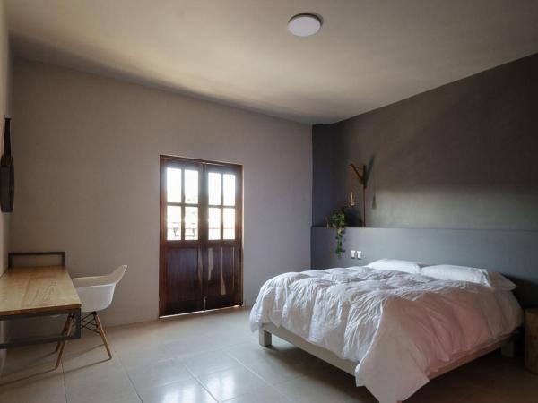 Comala Bed & Breakfast : photo 8 de la chambre chambre double deluxe avec balcon