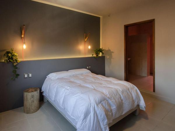 Comala Bed & Breakfast : photo 6 de la chambre chambre double deluxe avec balcon