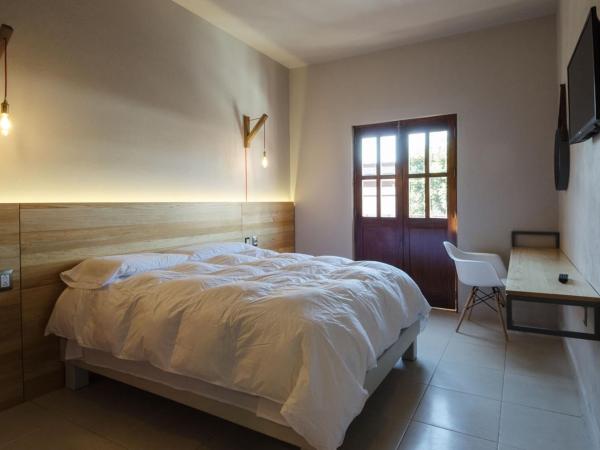 Comala Bed & Breakfast : photo 3 de la chambre chambre double deluxe avec balcon