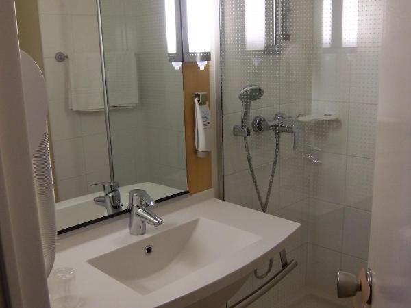 ibis Nantes Centre Gare Sud : photo 4 de la chambre chambre lits jumeaux standard