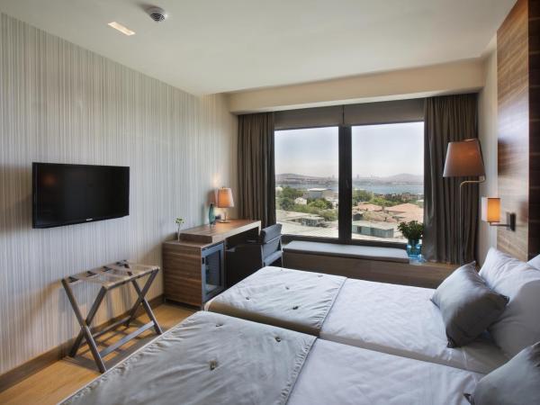 Hotel Arcadia Blue Istanbul : photo 4 de la chambre chambre double ou lits jumeaux - vue sur mer