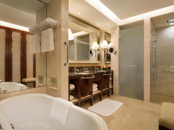 Shangri-La Qingdao - May Fourth Square : photo 7 de la chambre valley wing deluxe grand king