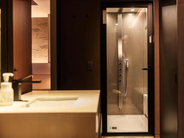 Tokyu Stay Kyoto Sakaiza Shijo Kawaramachi : photo 4 de la chambre premier twin room with washing machine,non-smoking