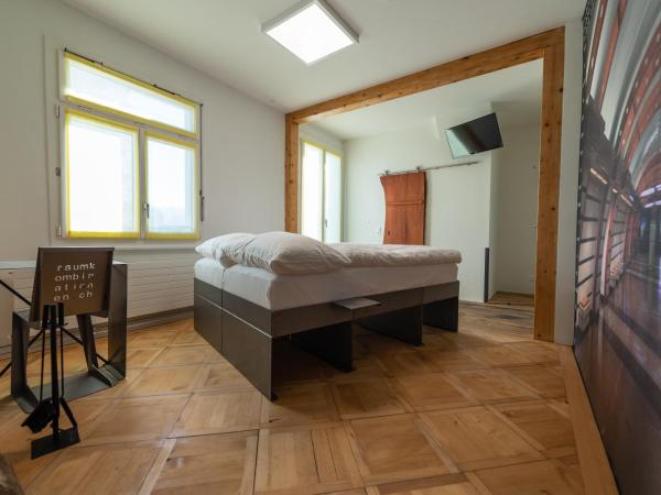 Boutique Hotel BS16 before Bern City Parking gratis : photo 4 de la chambre chambre double avec balcon