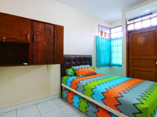 Premium Senen Guesthouse - Female Only : photo 4 de la chambre chambre double