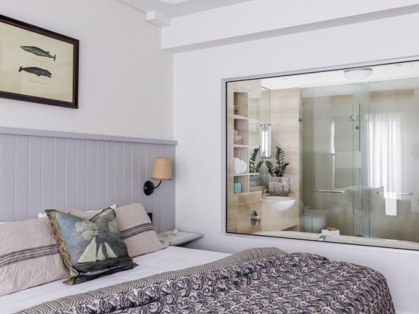 Watsons Bay Boutique Hotel : photo 3 de la chambre chambre lit king-size - vue sur port