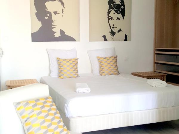 Hotel Sable Et Soleil - Port, Plage et spa : photo 4 de la chambre suite avec jacuzzi