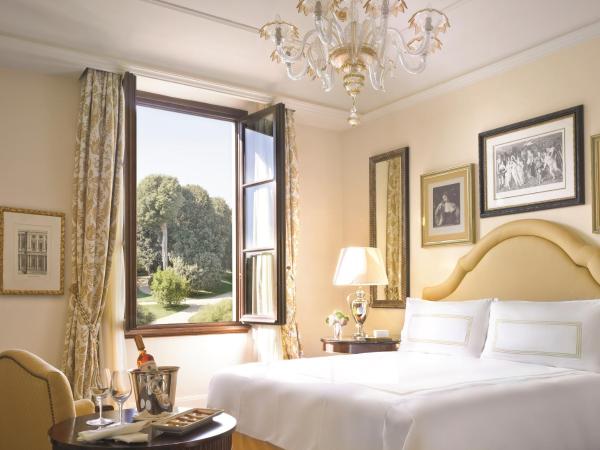 Four Seasons Hotel Firenze : photo 6 de la chambre chambre lit king-size premier
