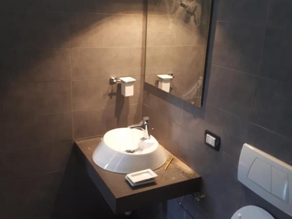 Miracoletti38 : photo 3 de la chambre chambre lit king-size deluxe