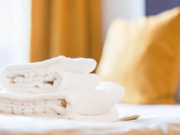 Madame Vacances - Hôtel Courchevel Olympic : photo 5 de la chambre chambre double/lits jumeaux supérieure