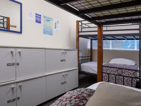 Trek Global Backpackers : photo 4 de la chambre dortoir basique de 4 lits