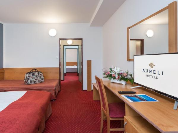 Hotel Globus : photo 1 de la chambre chambre familiale