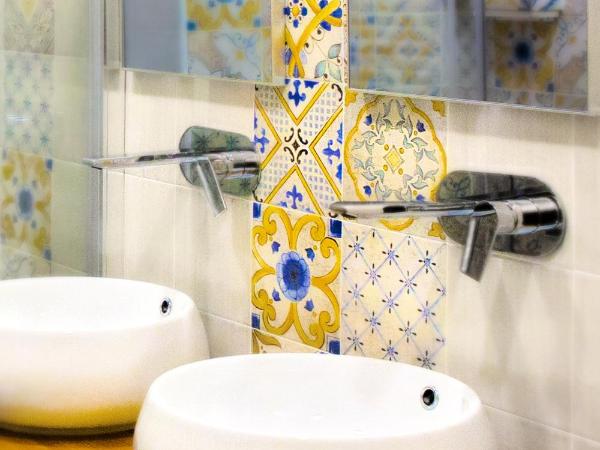 B&B PETER PAN : photo 5 de la chambre suite lit king-size avec balcon