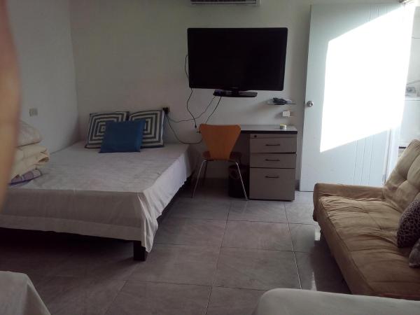 Casa a 7 min aeropuerto de monterrey : photo 3 de la chambre chambre familiale