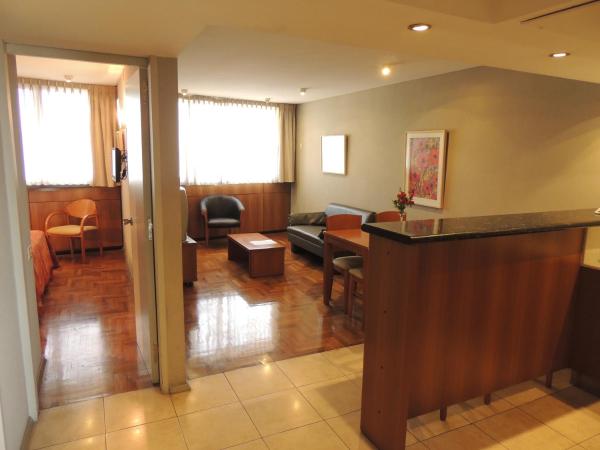 King David Flat Hotel - Argentina : photo 1 de la chambre chambre triple supérieure avec 1 lit double + 1 lit simple