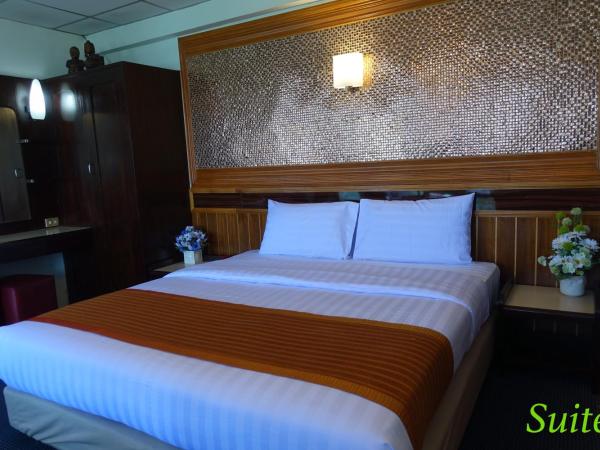 Serene Hotel : photo 3 de la chambre suite - vue sur mer