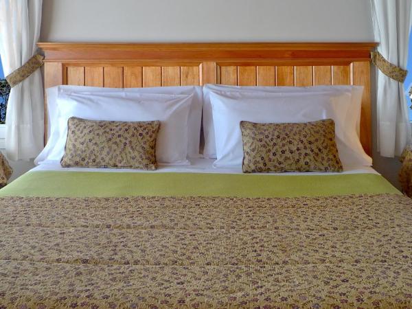 El Nautico Lodge Bariloche : photo 1 de la chambre suite avec vue sur lac