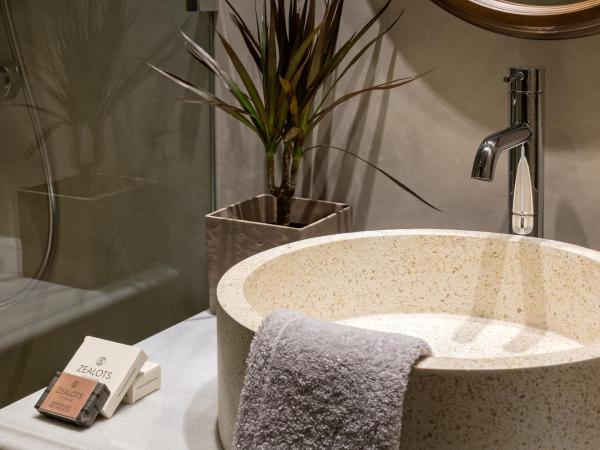 Estia Boutique Apartments : photo 1 de la chambre studio avec balcon