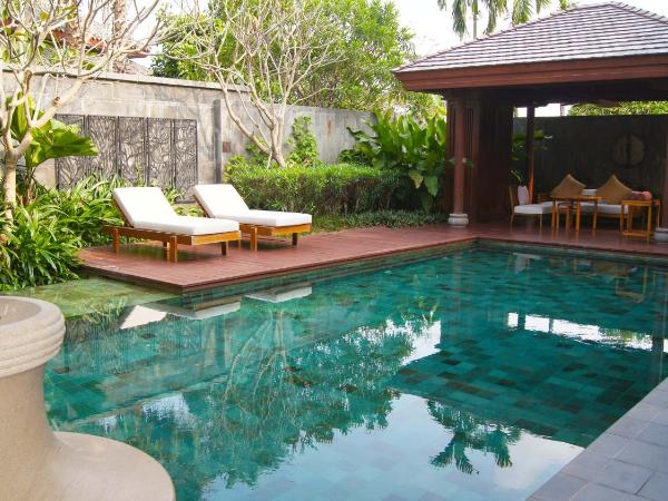 Sanya LUHUITOU Resort & Spa : photo 4 de la chambre one bedroom spa pool villa <welcome fruit +daily 4 pieces of free laundry service.(t-shirts only)>