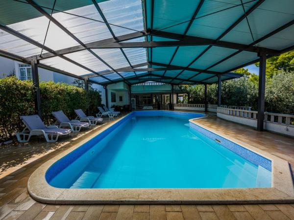 Mobile Homes Sveti Križ : photo 5 de la chambre mobile home