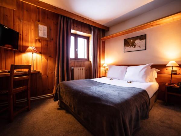 La Savoyarde : photo 7 de la chambre chambre simple avec douche - côté village