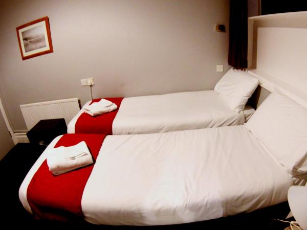 Fairmount Hotel : photo 4 de la chambre chambre lits jumeaux