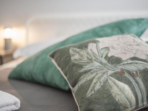 Medusa Chiaia 164 : photo 2 de la chambre chambre double avec balcon