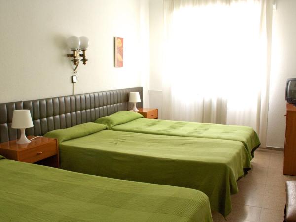 Siracusa : photo 1 de la chambre chambre triple