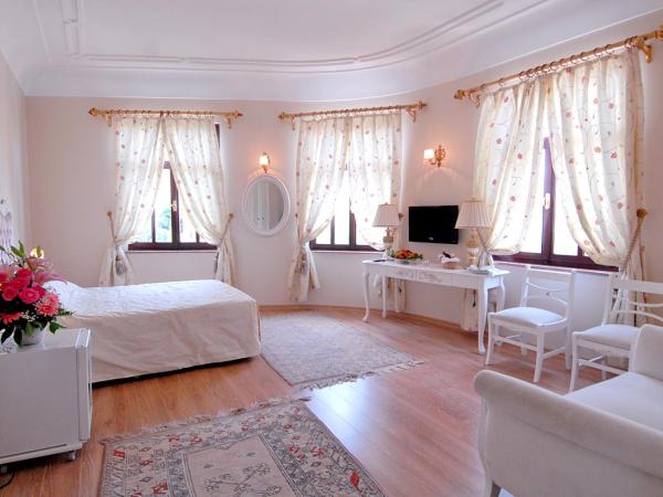 Aspen Hotel Kaleiçi : photo 1 de la chambre suite avec balcon