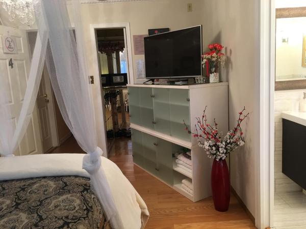 Diana's Luxury Bed and Breakfast : photo 9 de la chambre queen suite with 2 bathrooms - room #4