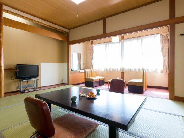 Shosenkaku : photo 2 de la chambre chambre de style japonais avec salle de bains commune