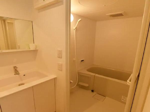 ENZO / Vacation STAY 13251 : photo 9 de la chambre appartement