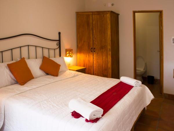 Puerta San Pedro : photo 7 de la chambre petite chambre double